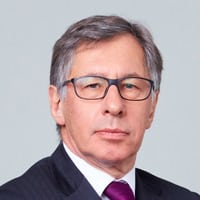 Пётр Авен